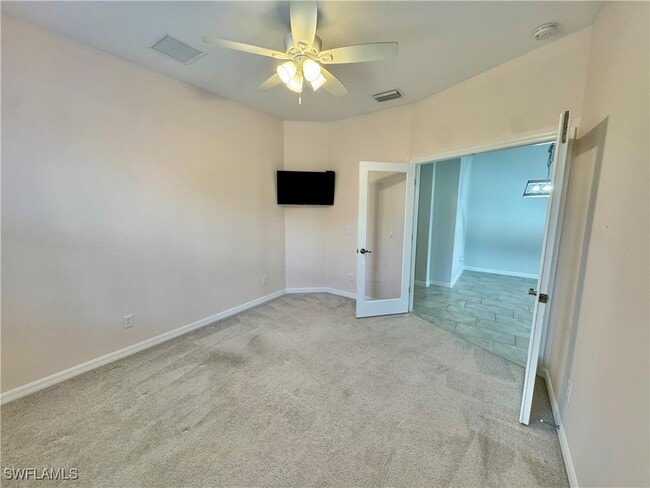 Building Photo - 2511 Vine Ave