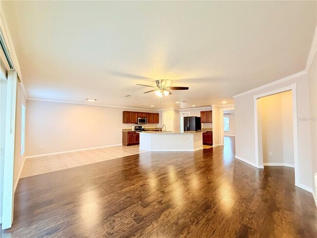 Building Photo - 30750 Temple Stand Ave