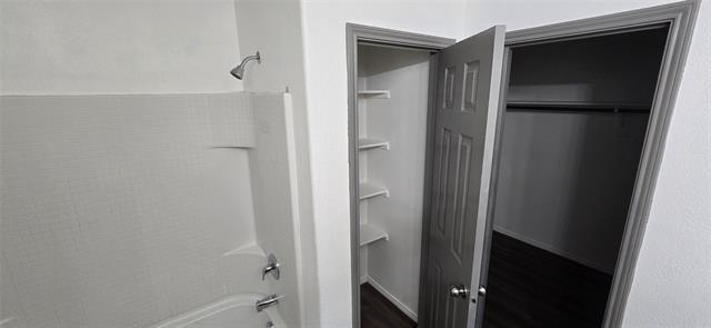 Building Photo - 1809 Gayla Creek Dr