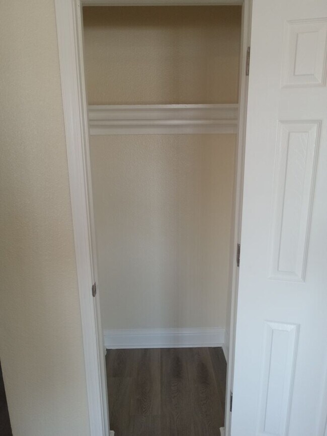 Building Photo - Welcome to SkyView Villa & Somerset Apartm...
