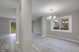 Building Photo - 178 Daimler Dr