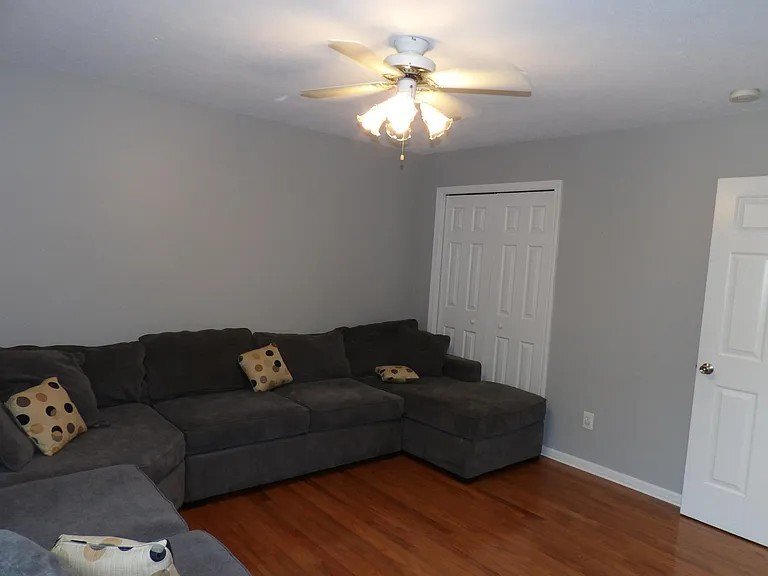 Building Photo - 4709 Oak Pointe Dr