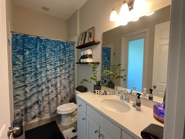 Building Photo - 409 Pescado Dr