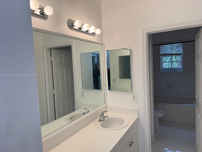 Building Photo - 650 NW 170th Terrace