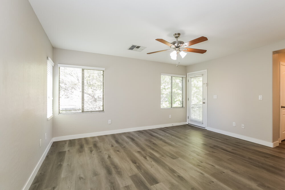 Building Photo - 10436 Scotch Elm Ave