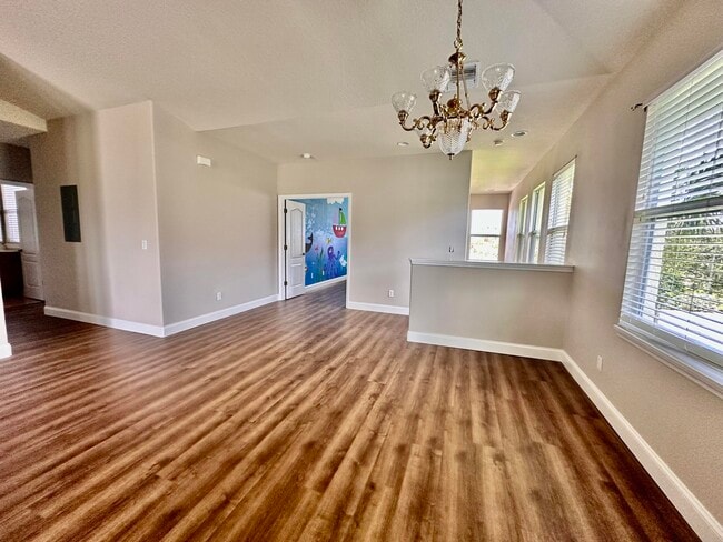 Building Photo - 3900 Playa Del Sol Dr