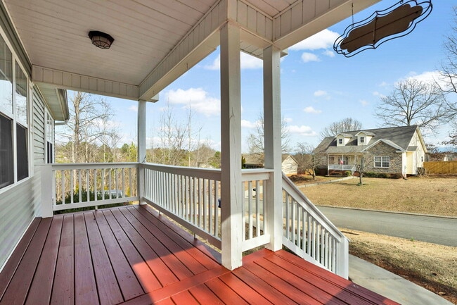 Building Photo - 217 Home Pl Ct SE