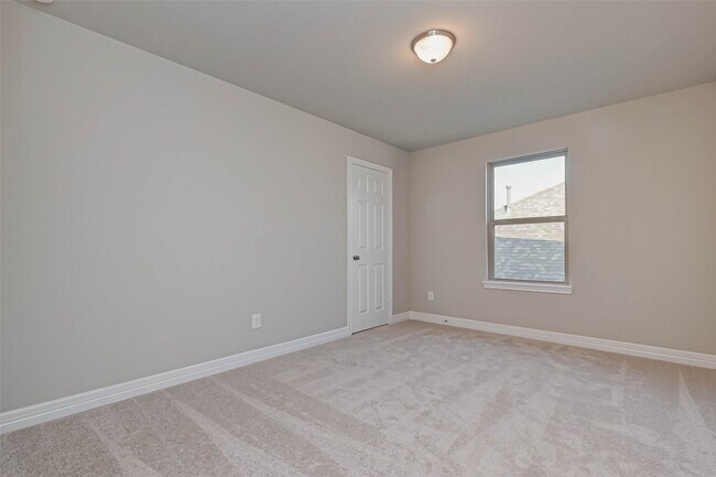 Building Photo - 3433 Acacia Grv Ln