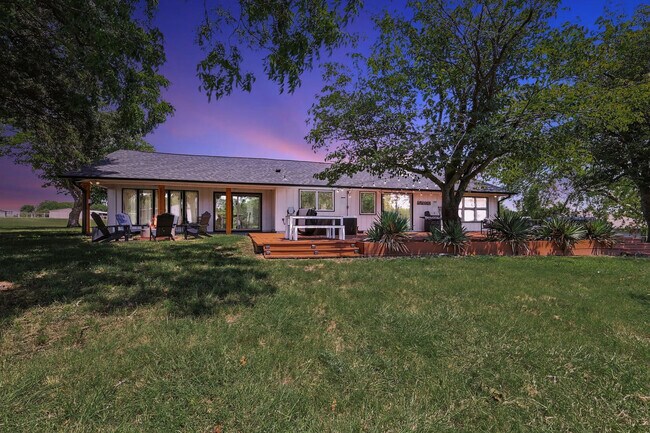 Building Photo - 2368 County Road 852-SI ID1055509P