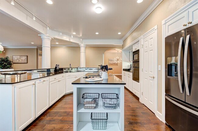 Building Photo - 1500 Duffner Dr