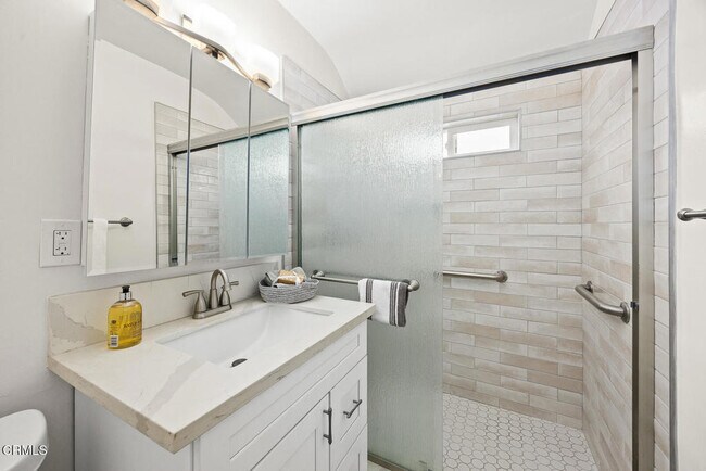 Building Photo - 2724 Locksley Pl