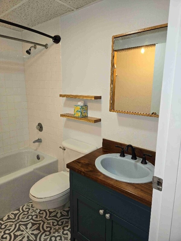 Building Photo - 925 1st Ave N