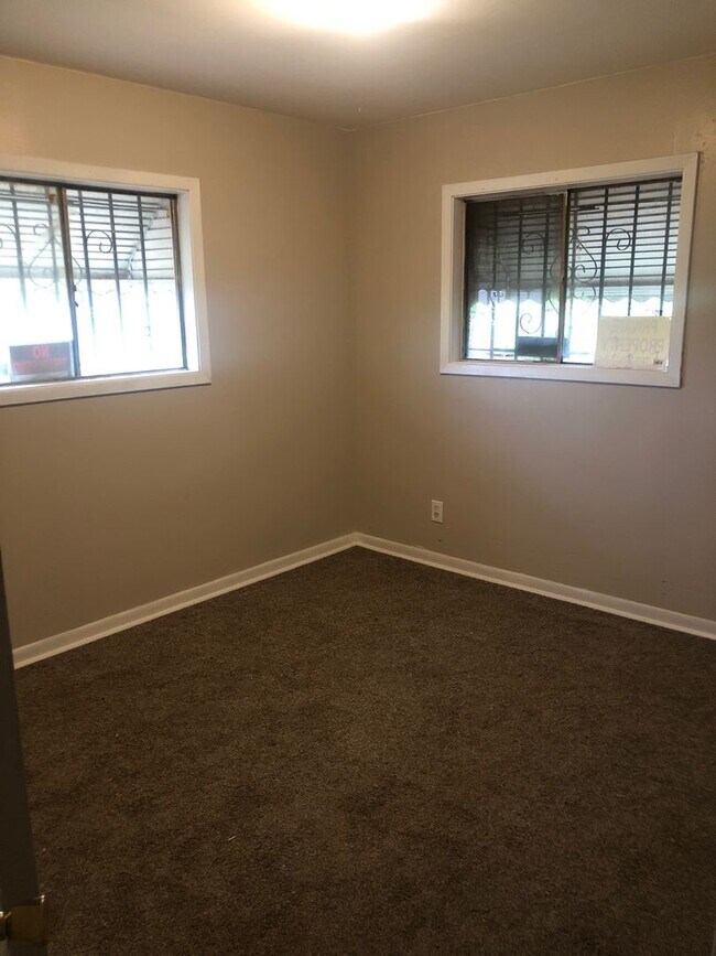 Building Photo - 4905 Kitt Pl