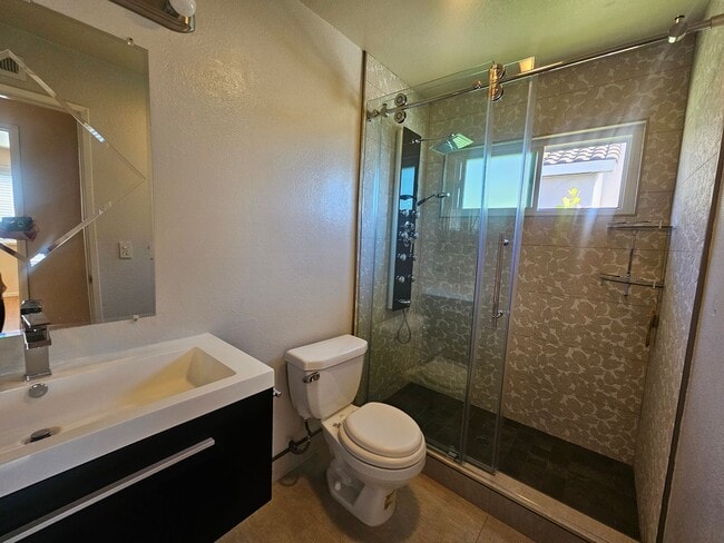 Building Photo - 3076 Valleywood Ct