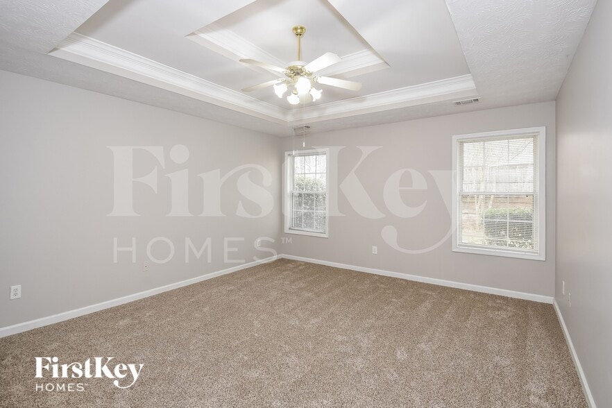 Building Photo - 799 Avalon Forest Way