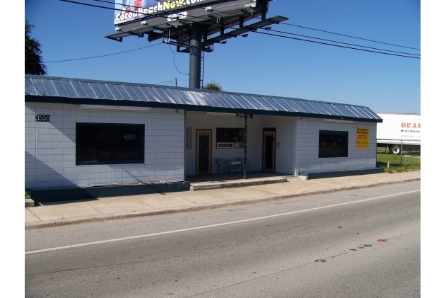 Building Photo - 3550 N Orange Blossom Trl
