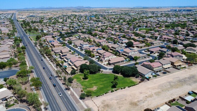Building Photo - Live Large in Maricopa – Over 3,900 Sq Ft ...