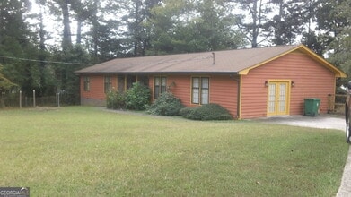 Building Photo - 6451 Edenfield Dr