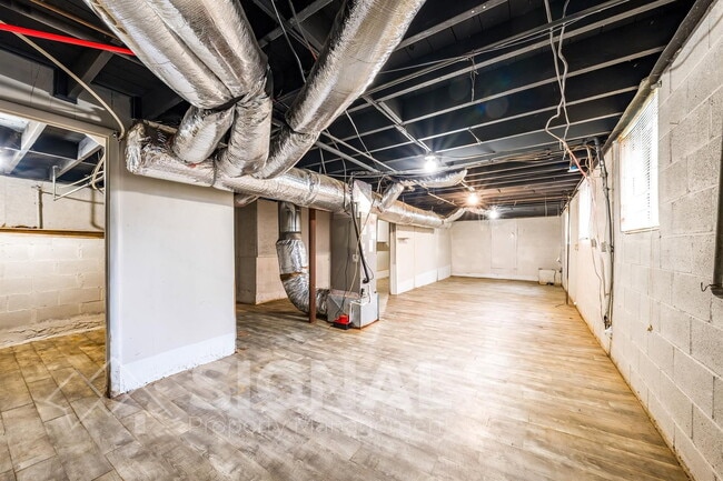 Building Photo - 330 Harlem Ave