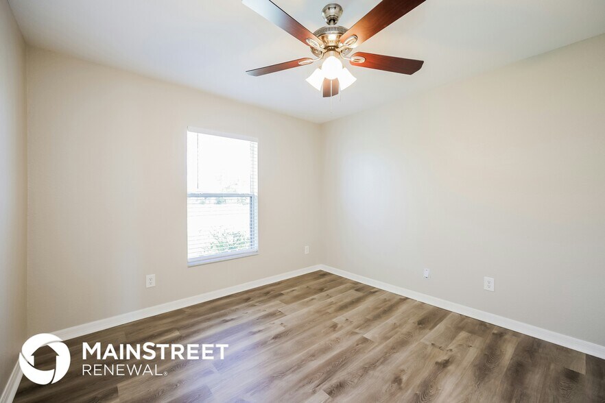 Building Photo - 2714 23rd St SW