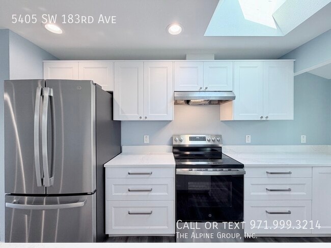 Building Photo - 5405 SW 183rd Ave