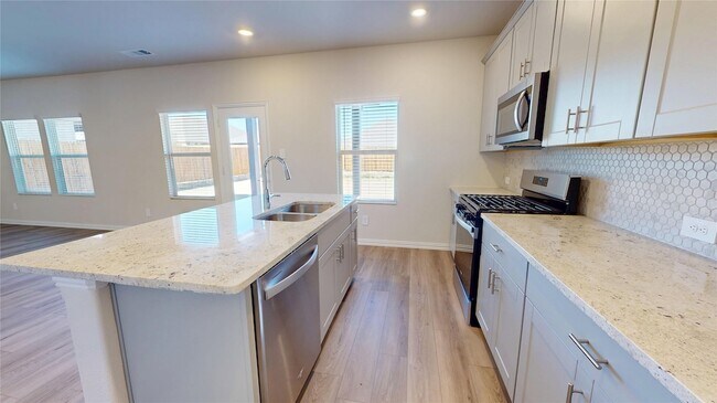 Building Photo - 2125 Dunbar Dr