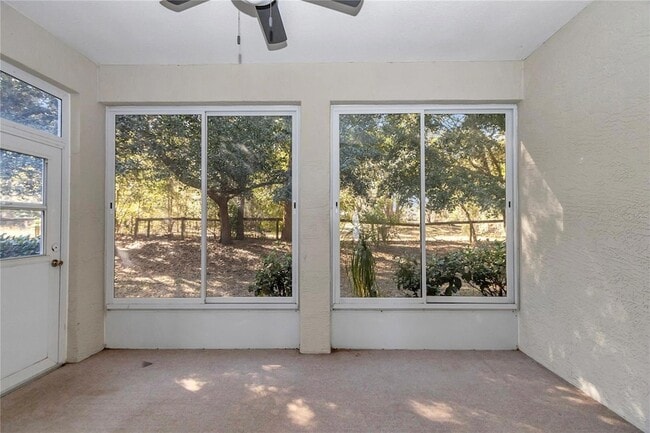 Building Photo - 2022 NW 58th Ct