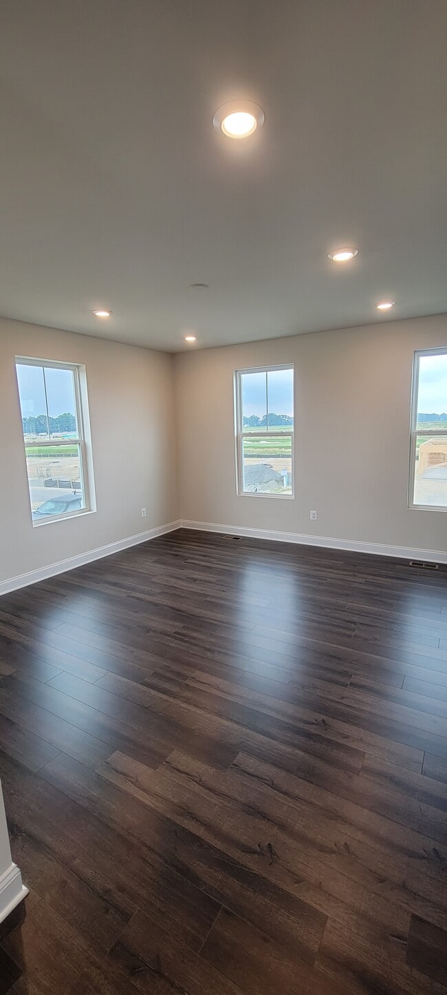 Building Photo - 35169 Wright Way