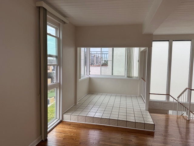 Dining rm area from LR - 409 16th St