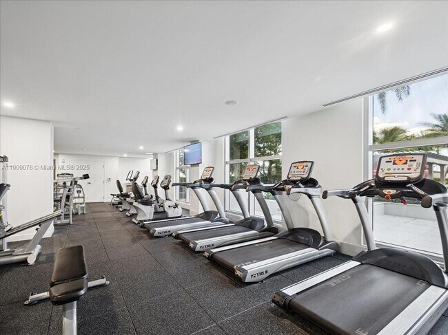 Building Photo - 1776 Polk St