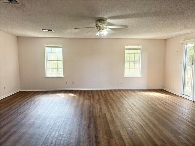 Building Photo - 12717 Burson Dr