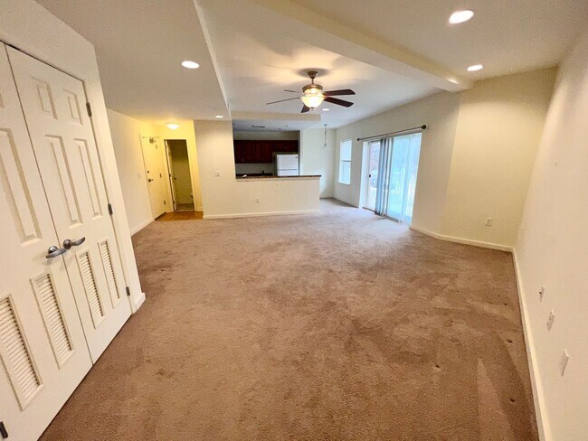 Building Photo - Charming 1-Bedroom Apartment in Wyncote! Available Late July!