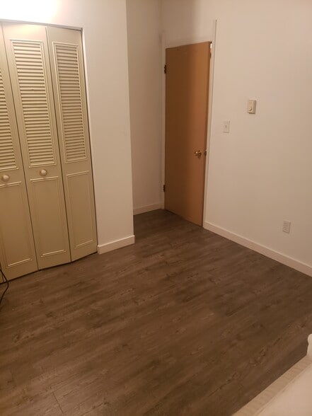 Building Photo - 1708 3rd St