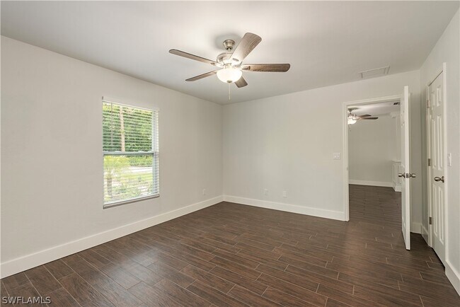 Building Photo - 3831 31st Ave SW