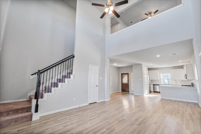 Building Photo - 10610 Scrub Oak Dr