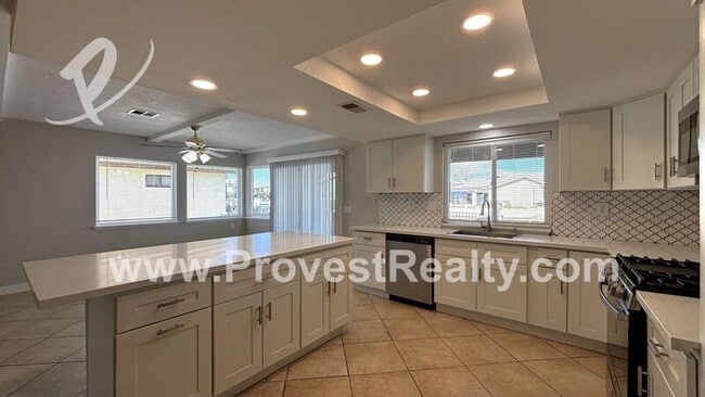 Building Photo - 18430 Niagara Dr