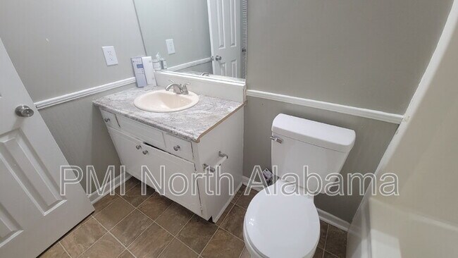 Building Photo - 1506 Ascent Trail NW