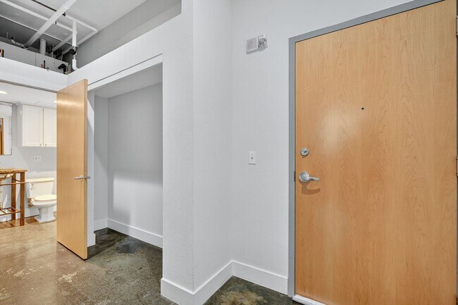 Interior Photo - 10th Street Lofts