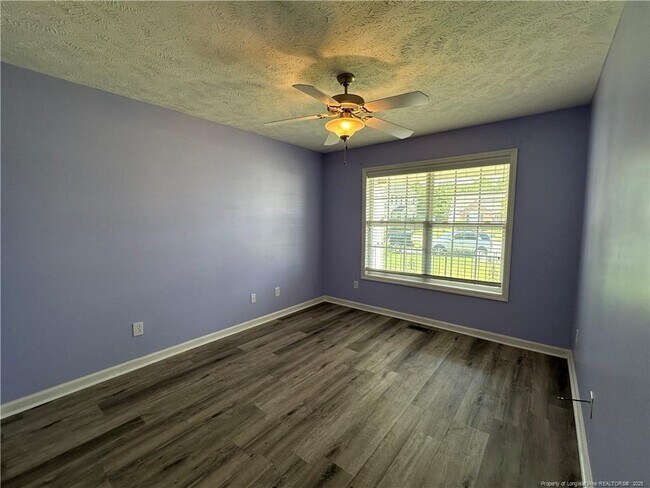 Building Photo - 1404 War Admiral Ct
