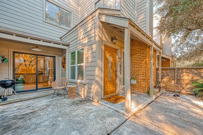 Building Photo - 11733 Lakeside Pl Dr