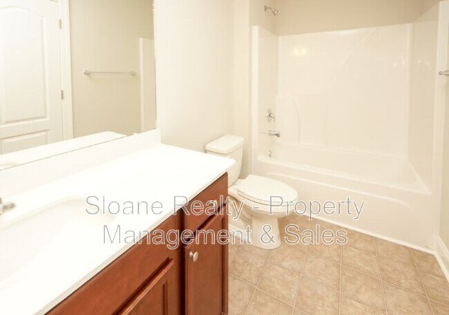 Building Photo - 4133 Rigsby Ln