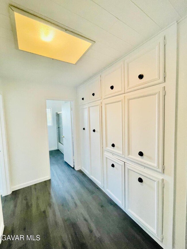 Building Photo - 17208 Braxton St