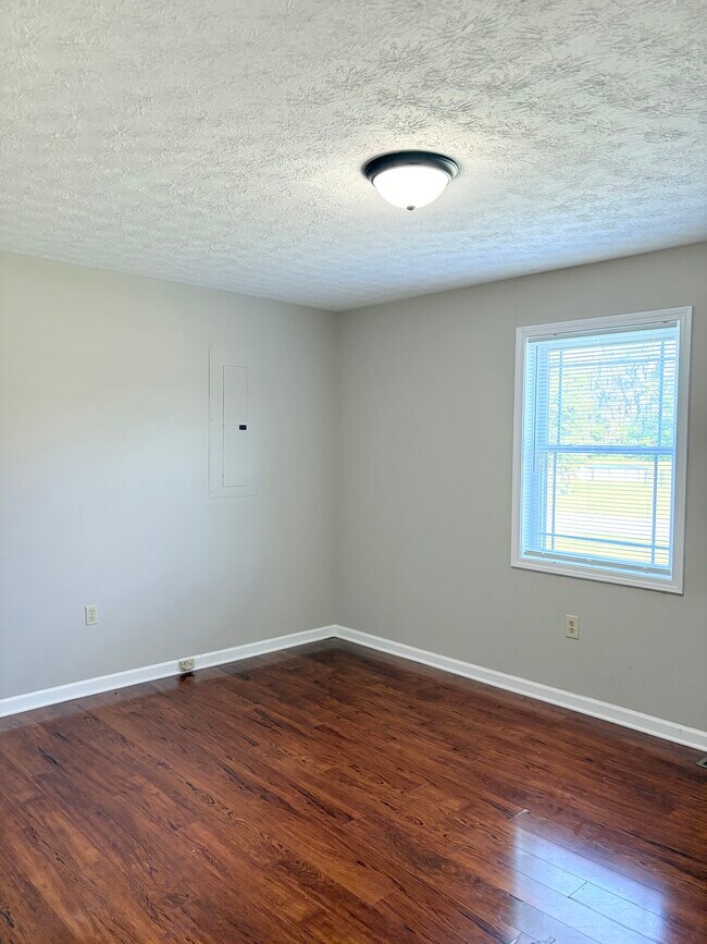 Building Photo - 101 Crandell Ct