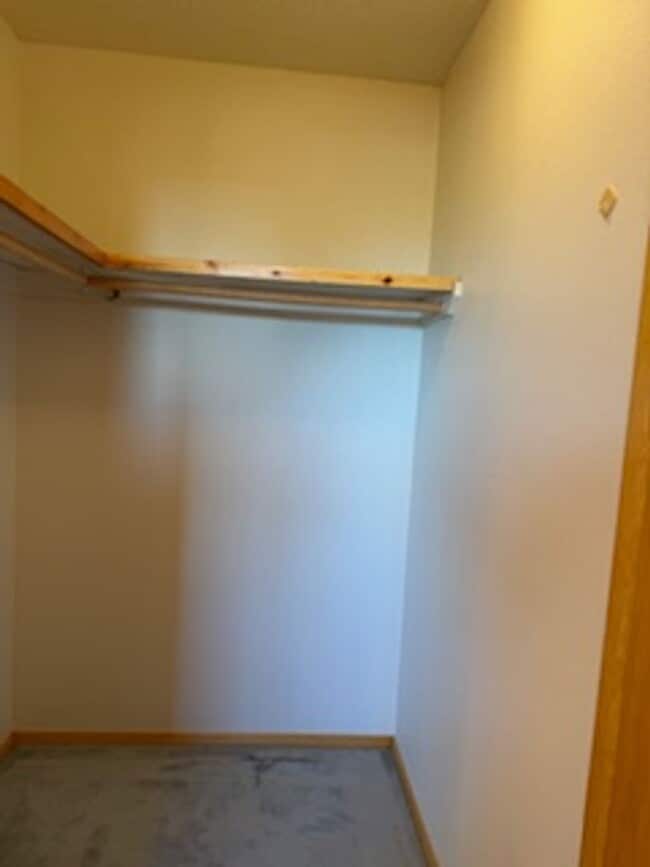 Building Photo - 5 Oriente Ct