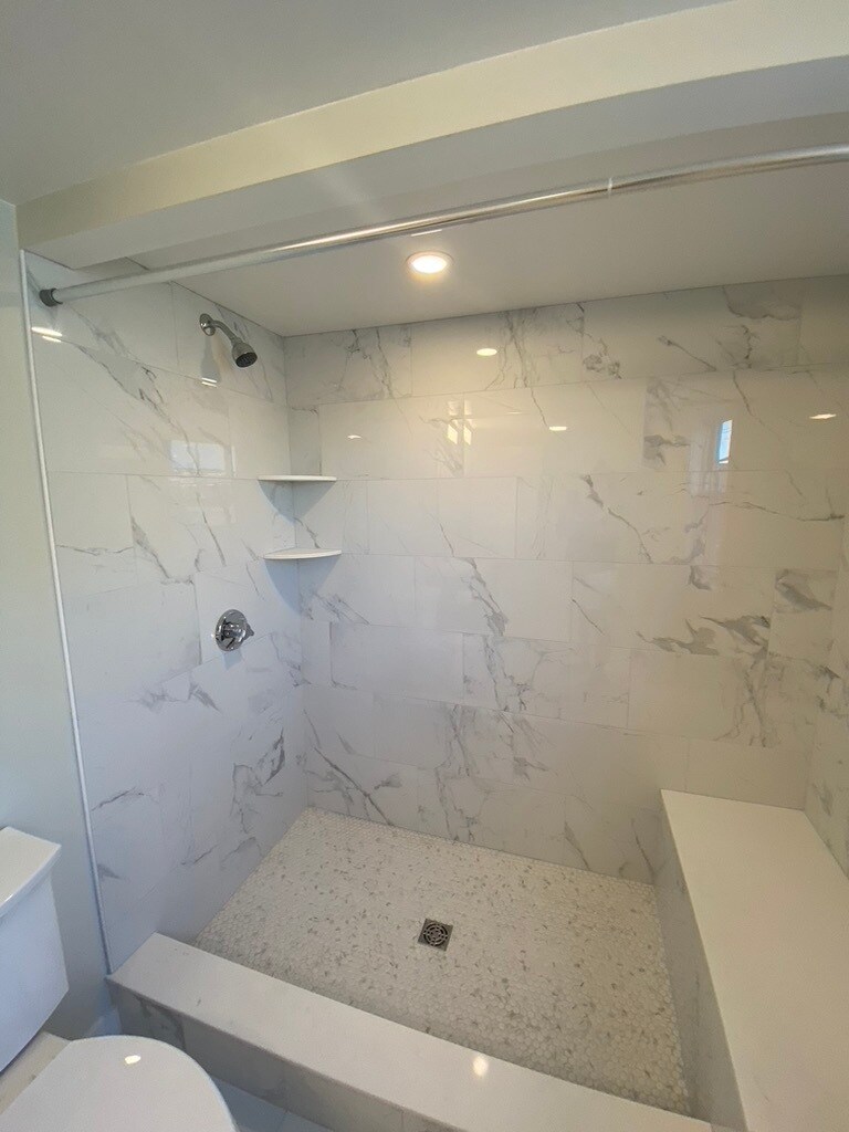 Building Photo - 41 School St