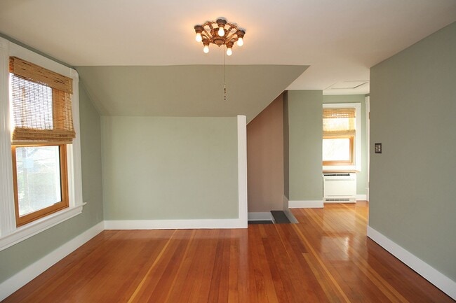 Building Photo - 4536 SE Boise St