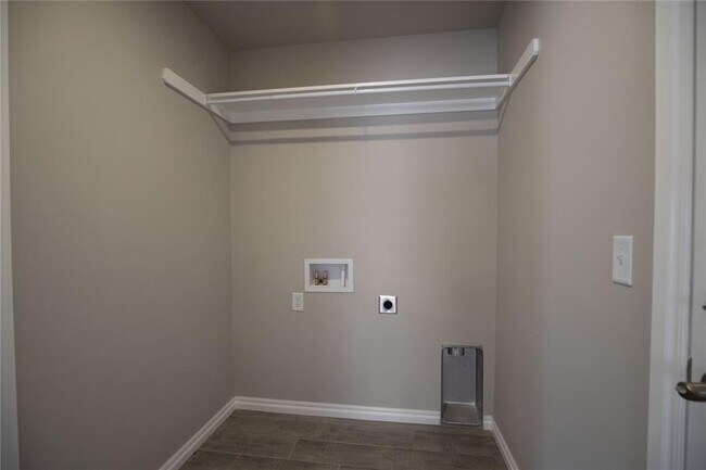 Building Photo - 9105 NW 127th St