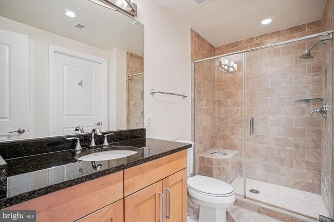 Building Photo - 8220 Crestwood Heights Dr