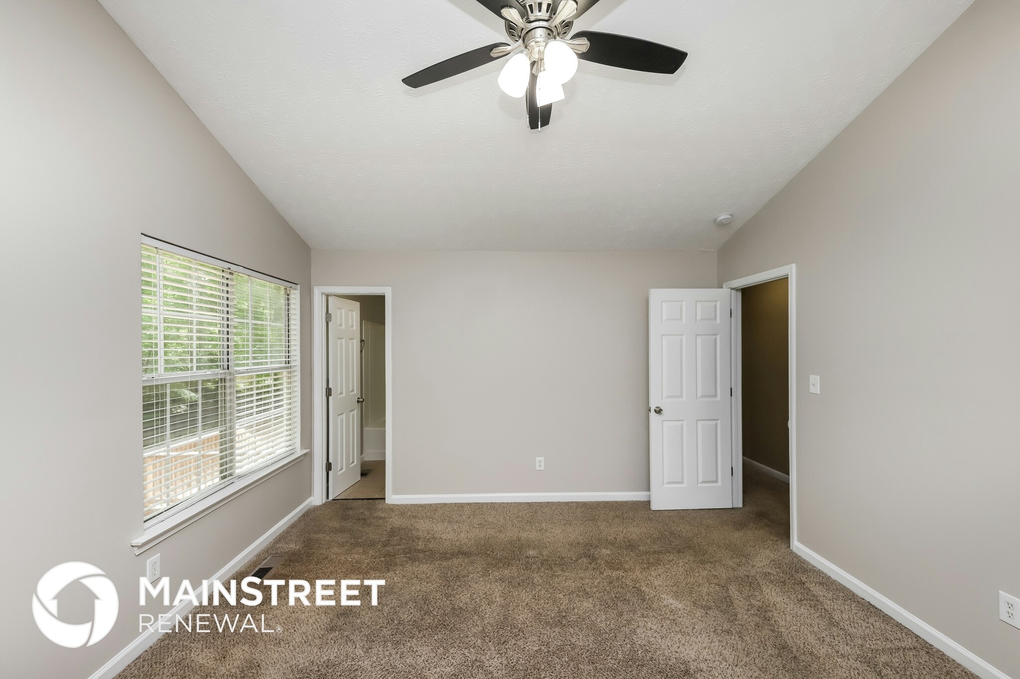 Building Photo - 166 Thornbrooke Dr