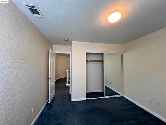 Building Photo - 1371 Brooktrail Dr